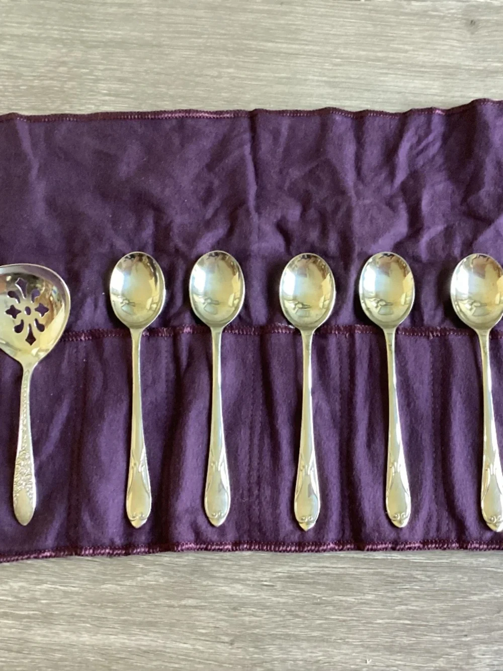 Vtg silver-plated Tea Spoons Set Cloth Roll Sheffield England 7 Ps Set Rustless